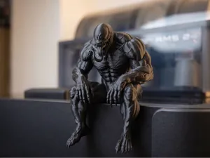Venom Monitor Buddy Desk Sitter