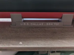 Minimal Stand for the USS Dallas Model by manicman