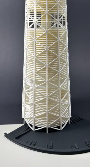 Architektur - Millennium Tower — Image 8 of 12