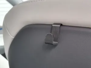 Tesla model Y 2025 Premium (Juniper) seat hooks