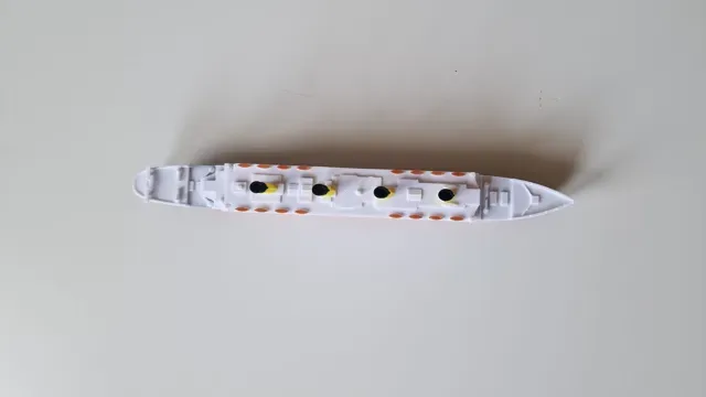 RMS Titanic (easy print) — Image 5 of 5