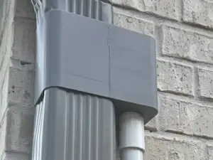 Gutter Rainwater Diverter with Built-in Reservoir