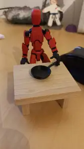 Scalable pan for doll's house
