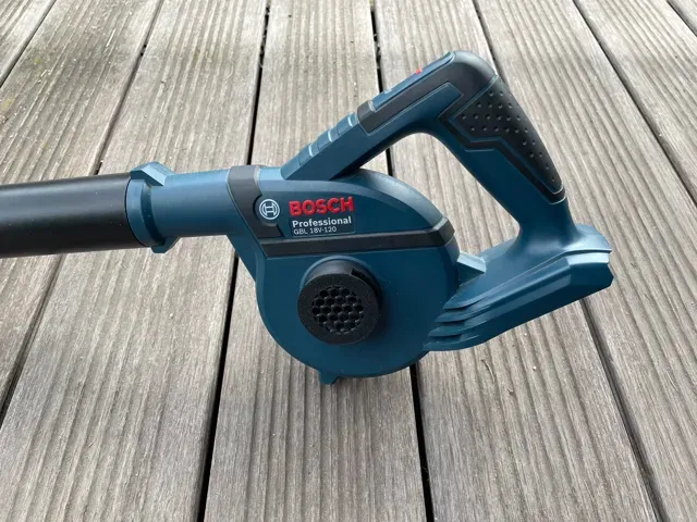 Bosch GBL 18V-120 Side Air Intake — Фото 2 из 3