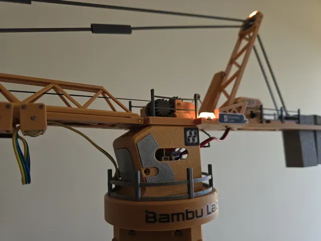 Tower Crane - CyberBrick — Image 9 of 13