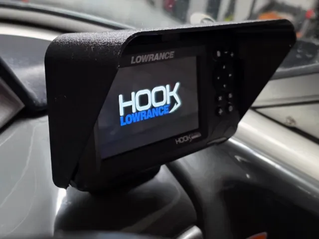 Lowrance Hook Reveal 555 (5 in) Boat GPS Sunshade