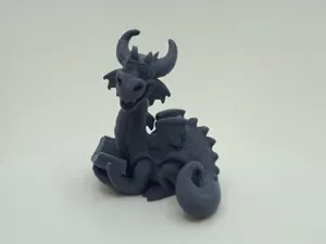 Lesedrache mit Buch – Drache Tischdeko