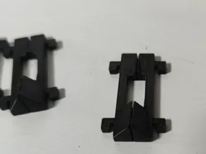 Sy's Peglock - Square Hole 5mm center 25mm