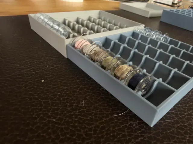 Bobbin storage for sewing machines — Image 12 of 14