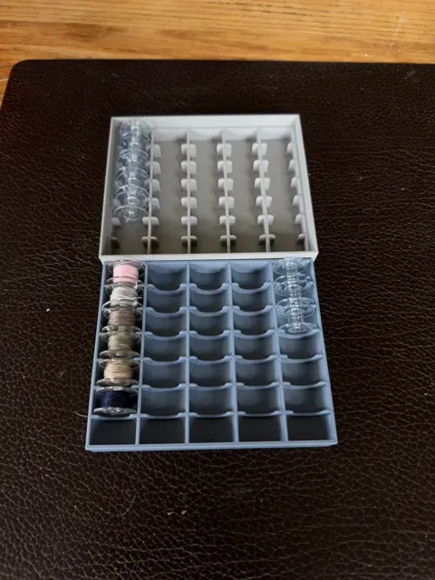 Bobbin storage for sewing machines — Image 9 of 14