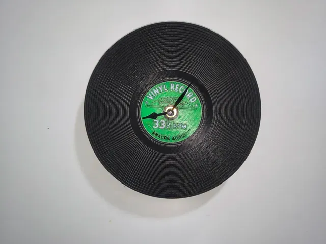 Retro Vinyl Wall Clock – Music Style Decor — Фото 4 из 6