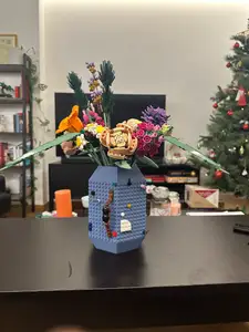 Lego_brick compatible vase