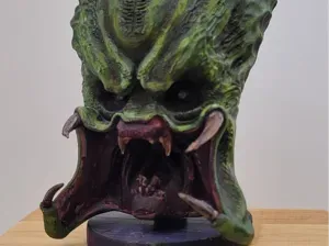 PREDATOR head