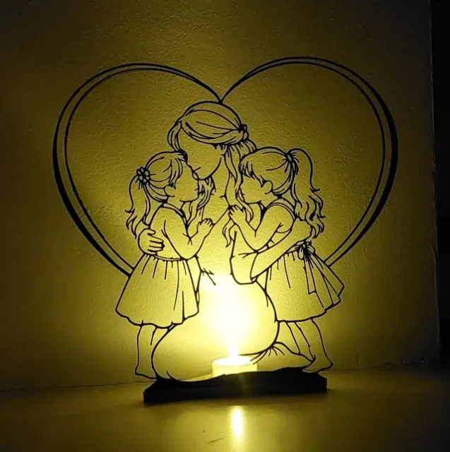 Mother’s Love Line Art Heart Decor — Image 4 of 5
