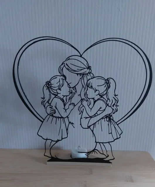 Mother’s Love Line Art Heart Decor — Image 3 of 5