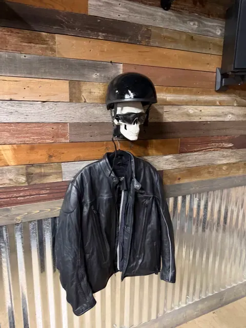 BoneSentry—Motorcycle Helmet, Jacket&GearWallMount — Фото 8 из 9