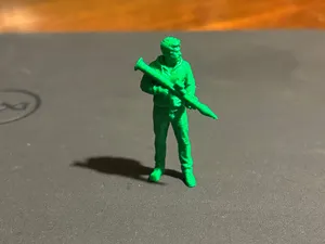 1/35 diorama miniature - man with rocket launcher