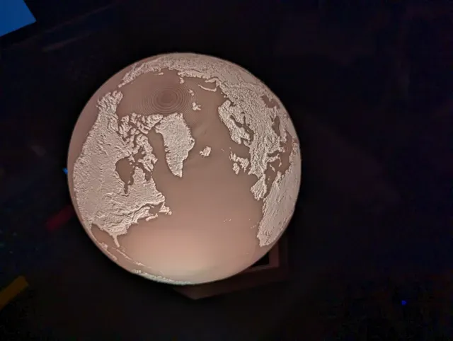 Lithophane Earth Lamp — Фото 3 из 6