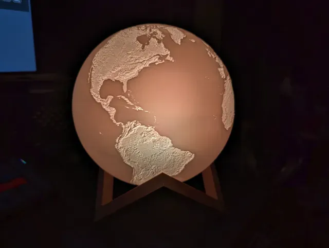 Lithophane Earth Lamp — Фото 4 из 6