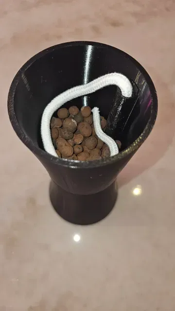 HydroVase - Leak-Free Self-Watering Planter — Image 7 of 16