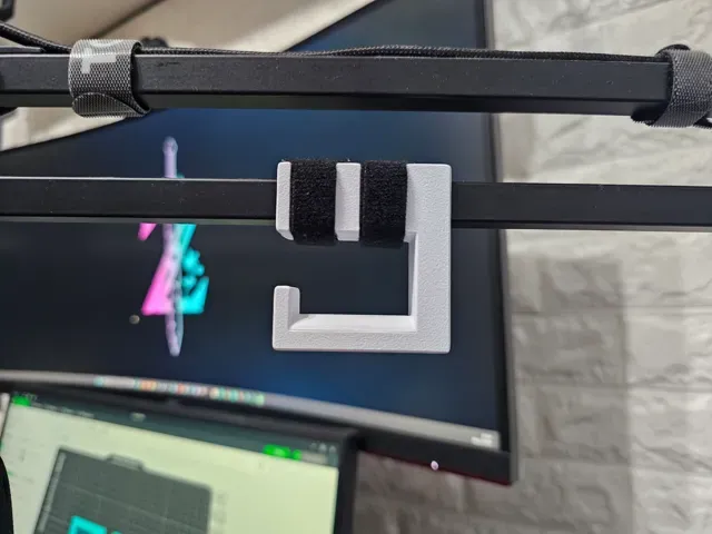 Headphone holder for mic arm — Фото 2 из 4