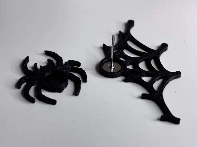 Cobweb Crawler Studs – Asymmetric Spider & Web — Фото 8 из 10