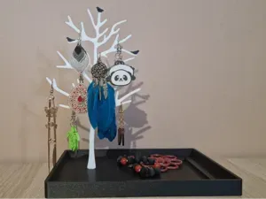 Arbre à Bijoux Élégant