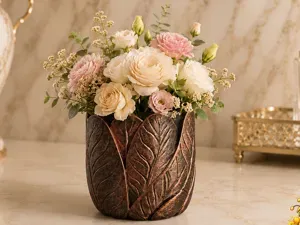 Leaf Pattern Planter – Decorative Flower Pot Vase