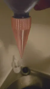 Customizable bottle watering spike