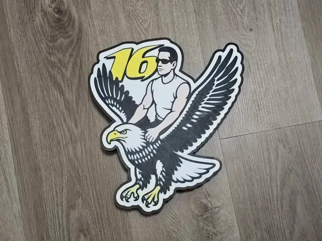 Greg Biffle on an Eagle LED Lightbox Sign — Фото 2 из 3