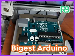 Giant Arduino UNO R3 – Multicolor Print