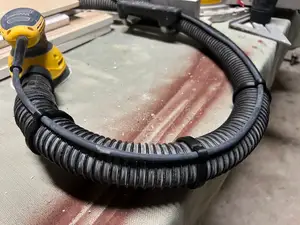 DeWalt / Ridgid vacuum Hose Adapter w/ Cord Clip