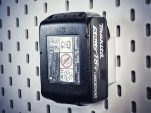 Makita 18V/LXT Battery Holder for Ikea Skadis