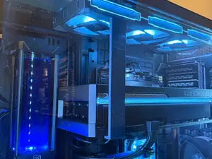 RTX5090 Support – Lian Li O11 Dynamic EVO XL