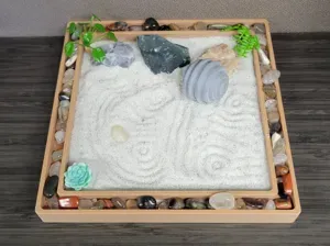 Sqaure Zen Garden w/ Rim
