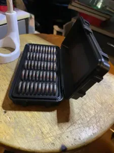 Rugged CR2032 Battery Box READ DESCRIPTION B4 USE