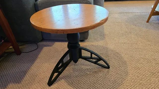 Stylish Round Topped End/Side Table Plant Stand — Фото 3 из 14