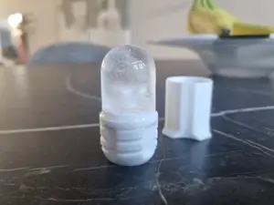 Ice Face Roller | Thin edges for easy cap removal