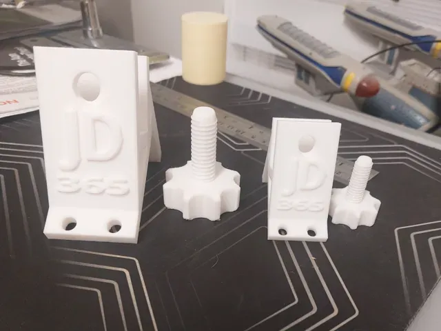 45 degree Tile clamp
