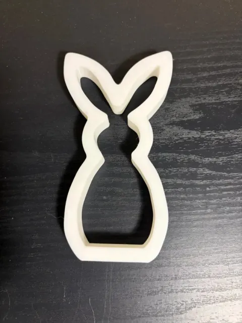 Minimalist Easter Bunny Decor — Фото 2 из 3