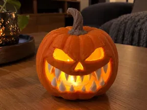 Böser Halloween Kürbis-Teelicht LED Jacko’Lantern
