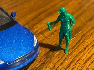 diorama miniature - cleaning man