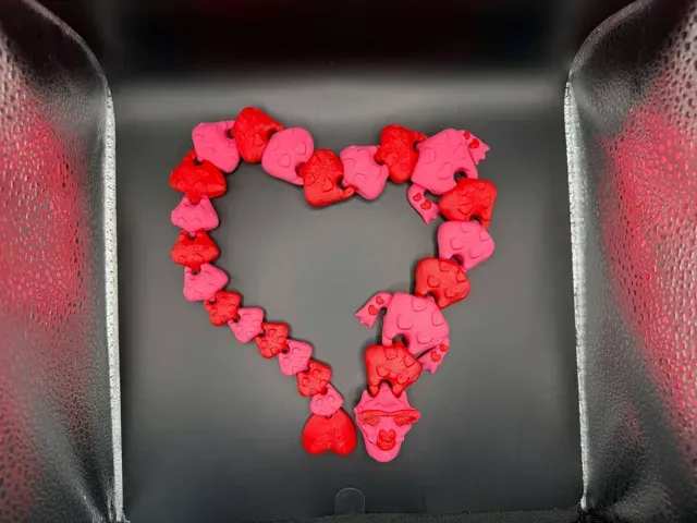 Valentine's Day Love Dragon Flexi — Image 4 of 8
