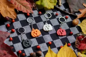 Surprised Pumpkin Keychain | Autumn Sr | Halloween