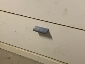Piccola maniglia per cassetto