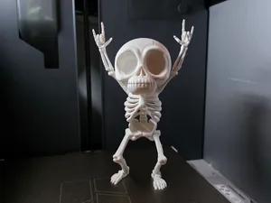 "Chill" Skeleton - Rock'N'Roll