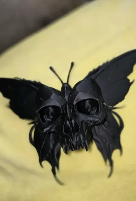 Papillon de la mort — Image 4 of 4