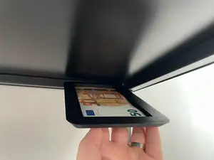 Magnetic money stash