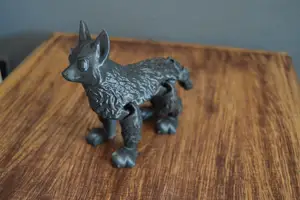 Articulated wolf