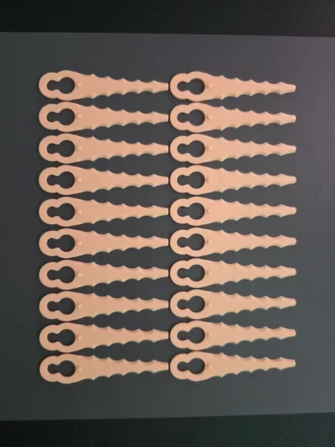 Strimmer Blade Knife — Image 3 of 4